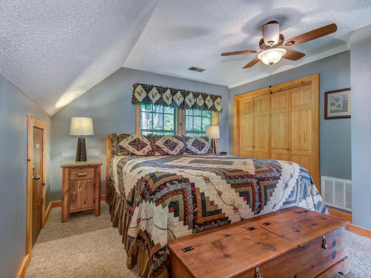 Villa Mountain Charm à Gatlinburg Extérieur photo